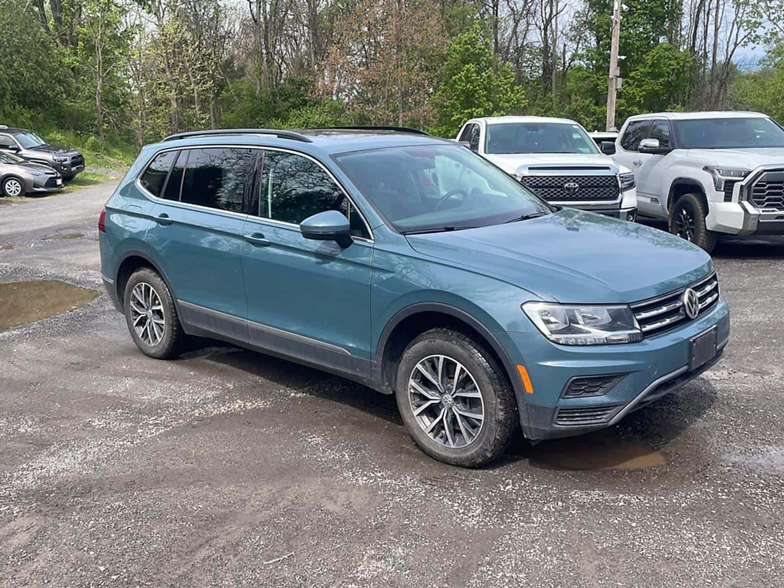Thumbnail: 2020 Volkswagen Tiguan - 10