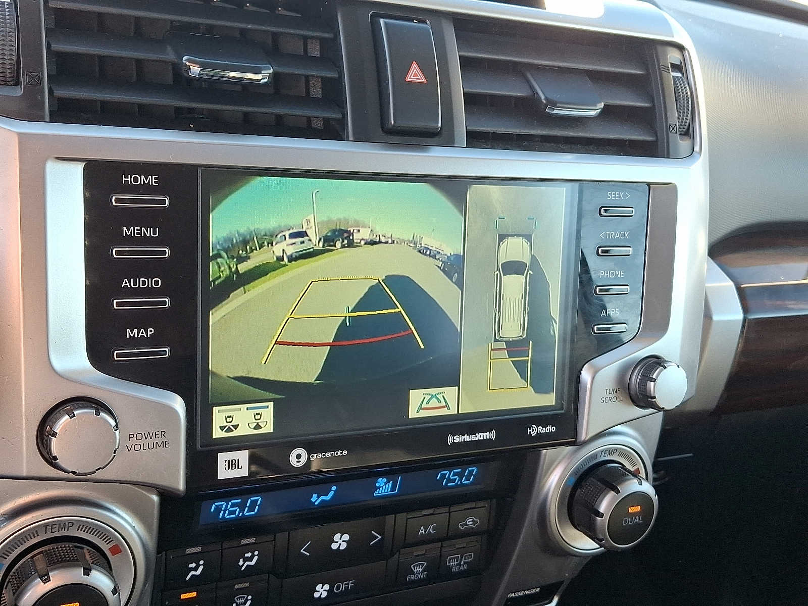 Thumbnail: 2022 Toyota 4Runner - 22