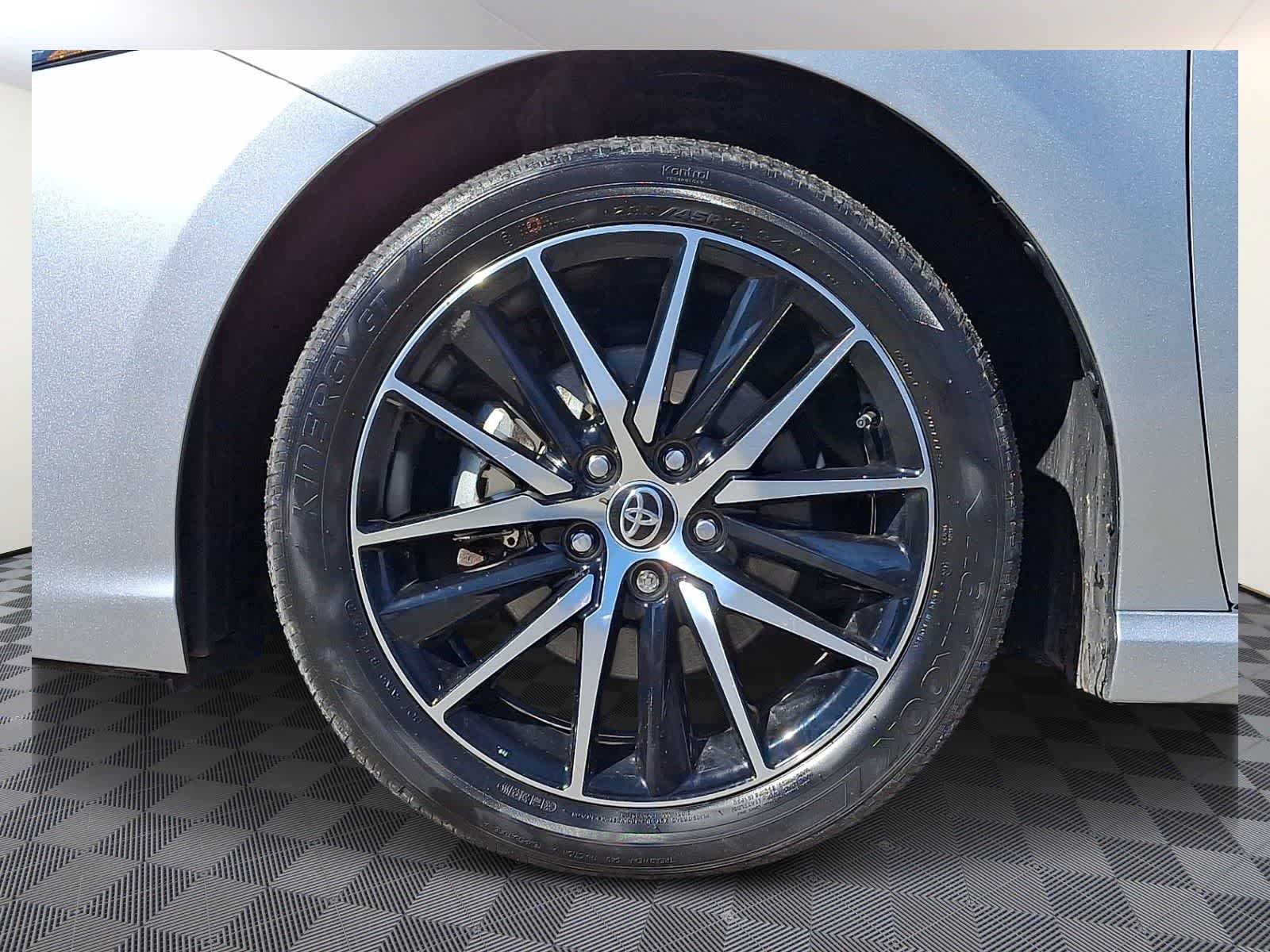 Thumbnail: 2024 Toyota Camry - 10