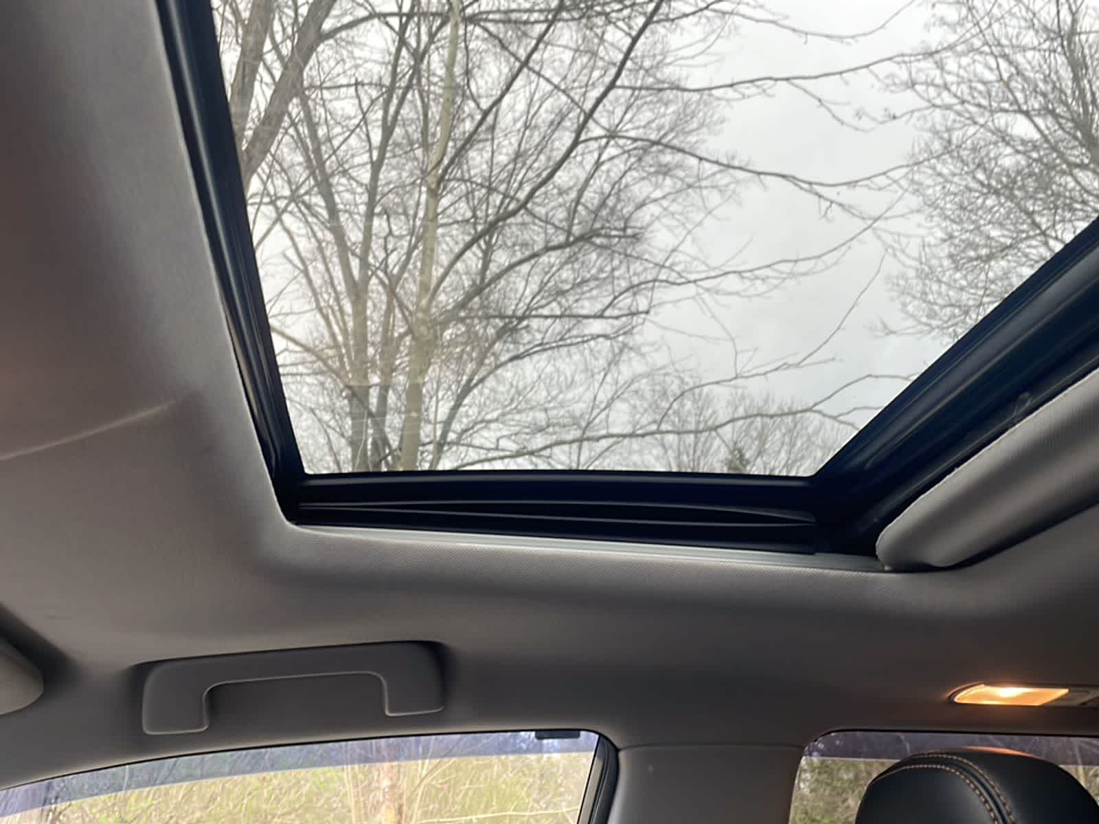 Thumbnail: 2017 Toyota Highlander - 17