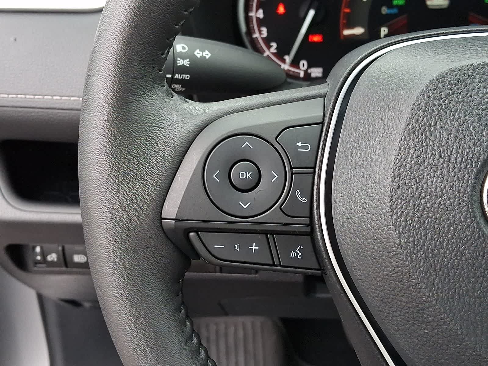 Thumbnail: 2025 Toyota RAV4 - 24