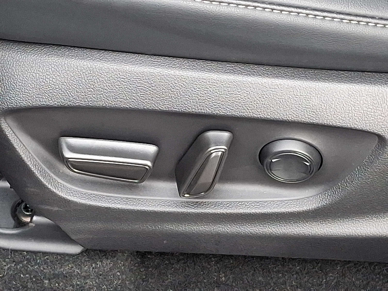 Thumbnail: 2025 Toyota Crown - 29