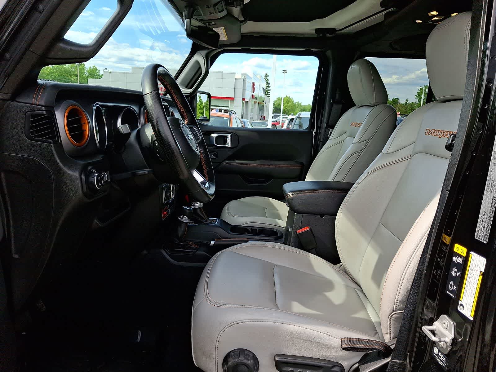 Thumbnail: 2021 Jeep Gladiator - 15