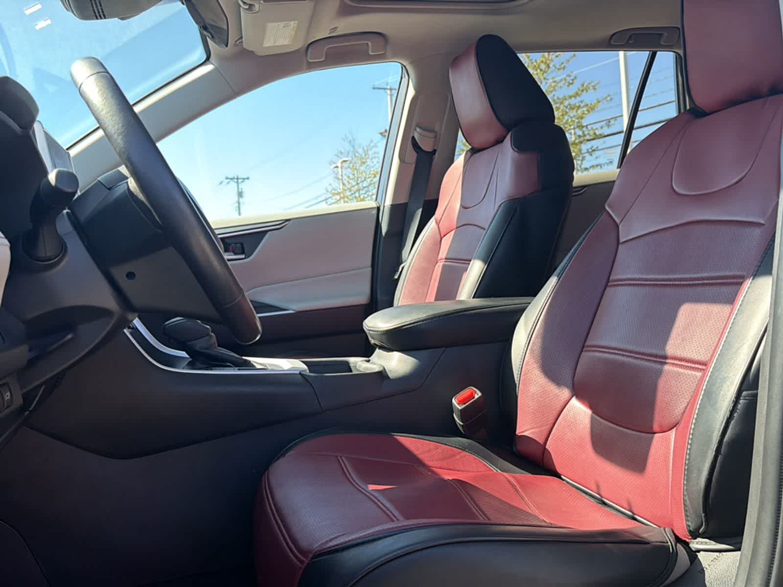 Thumbnail: 2024 Toyota RAV4 - 13