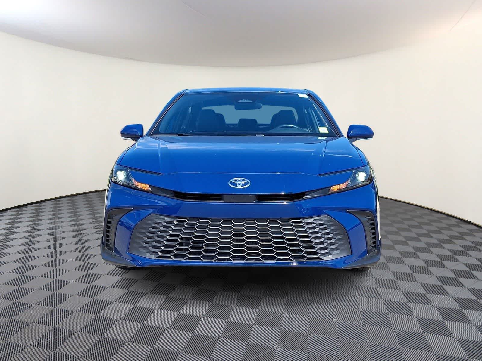Thumbnail: 2025 Toyota Camry - 3