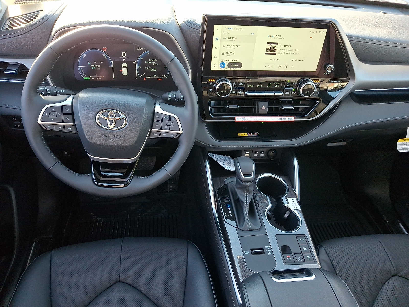 Thumbnail: 2026 Toyota Highlander - 10