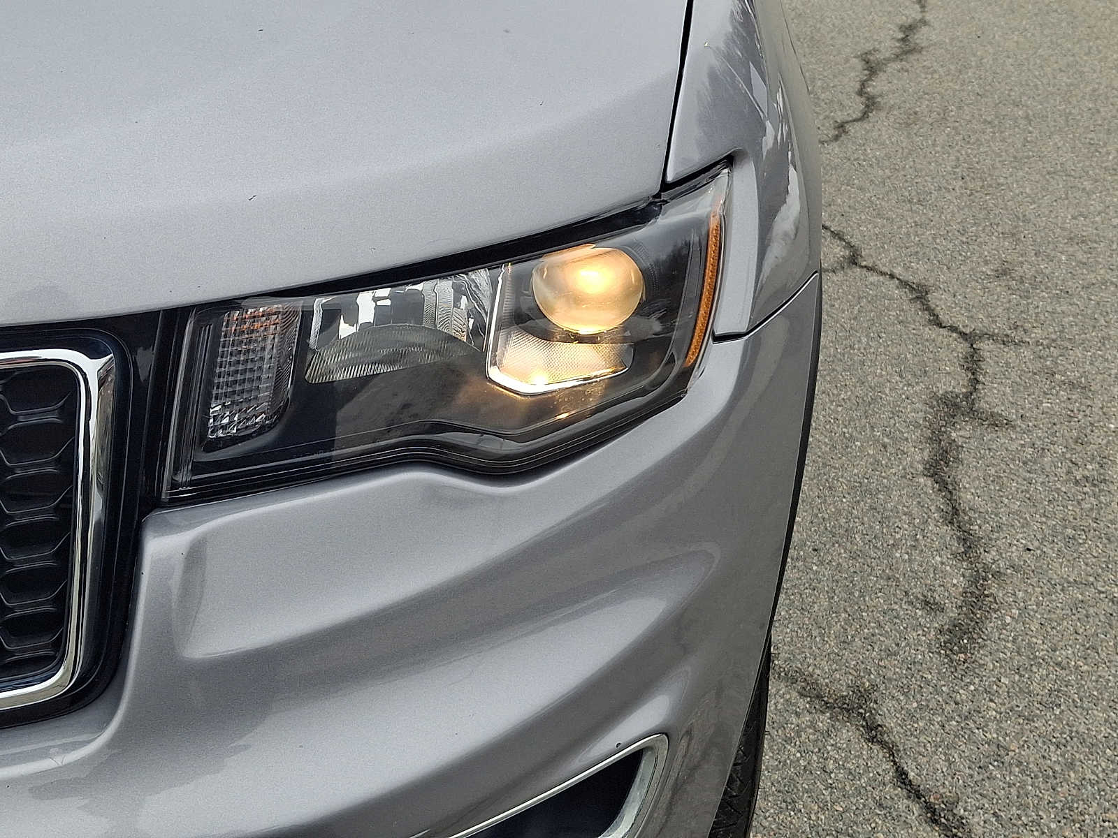 Thumbnail: 2020 Jeep Grand Cherokee - 10