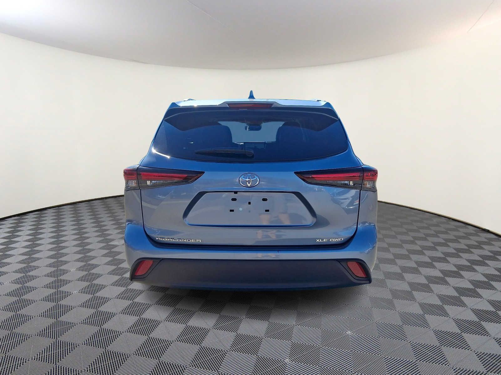 Thumbnail: 2024 Toyota Highlander - 7