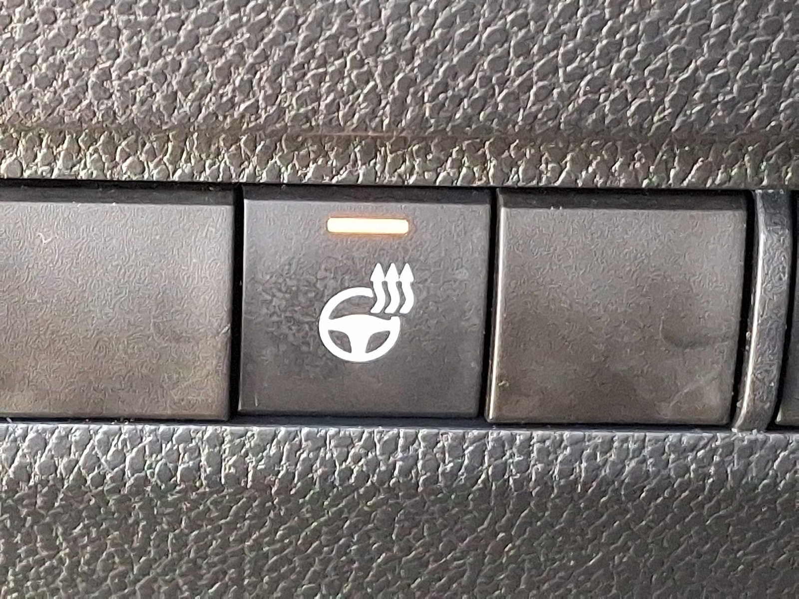 Thumbnail: 2024 Toyota RAV4 - 28