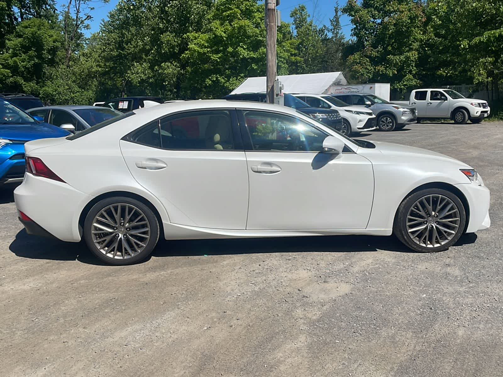 Thumbnail: 2015 Lexus IS - 9