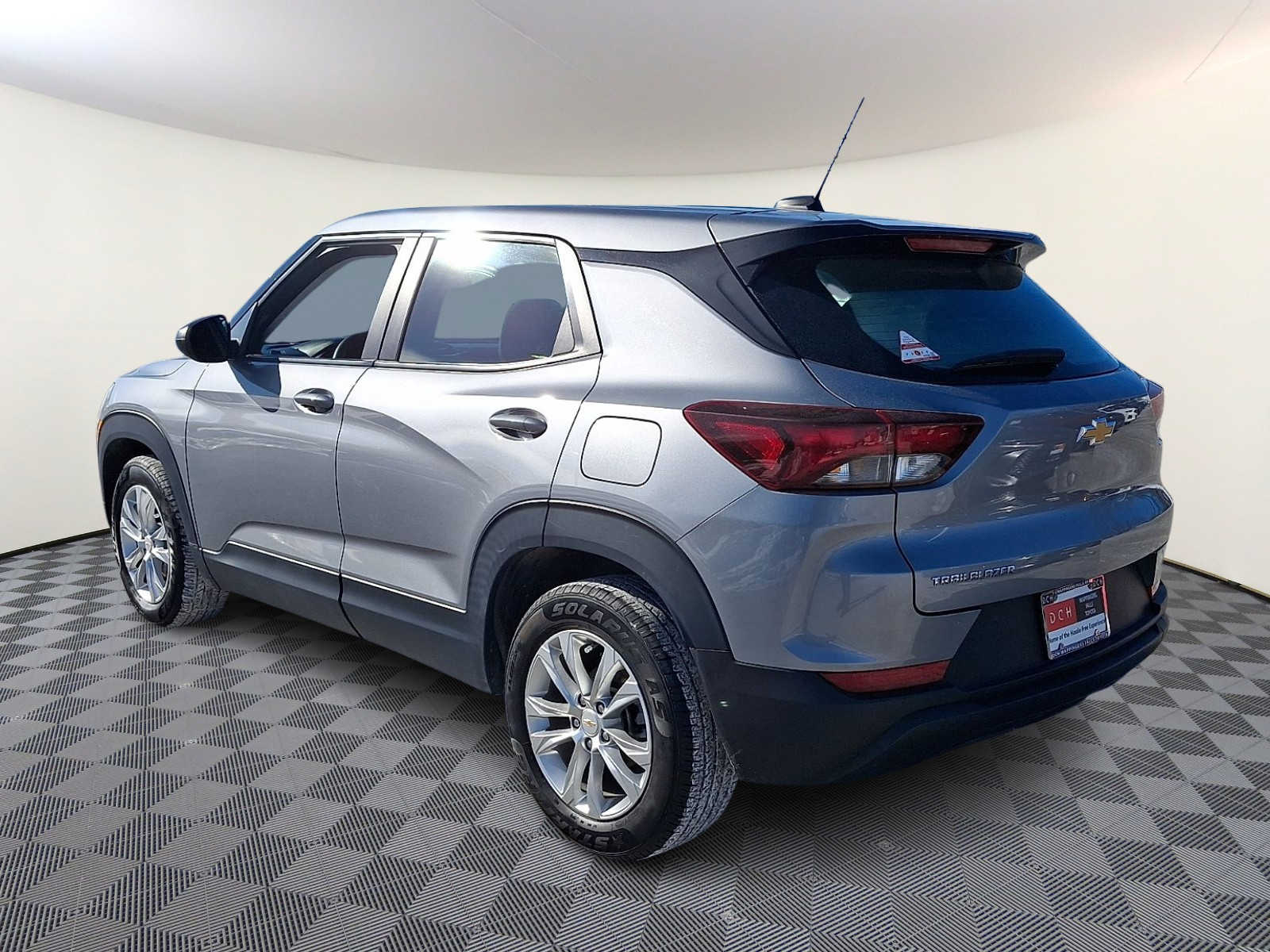 Thumbnail: 2023 Chevrolet TrailBlazer - 7