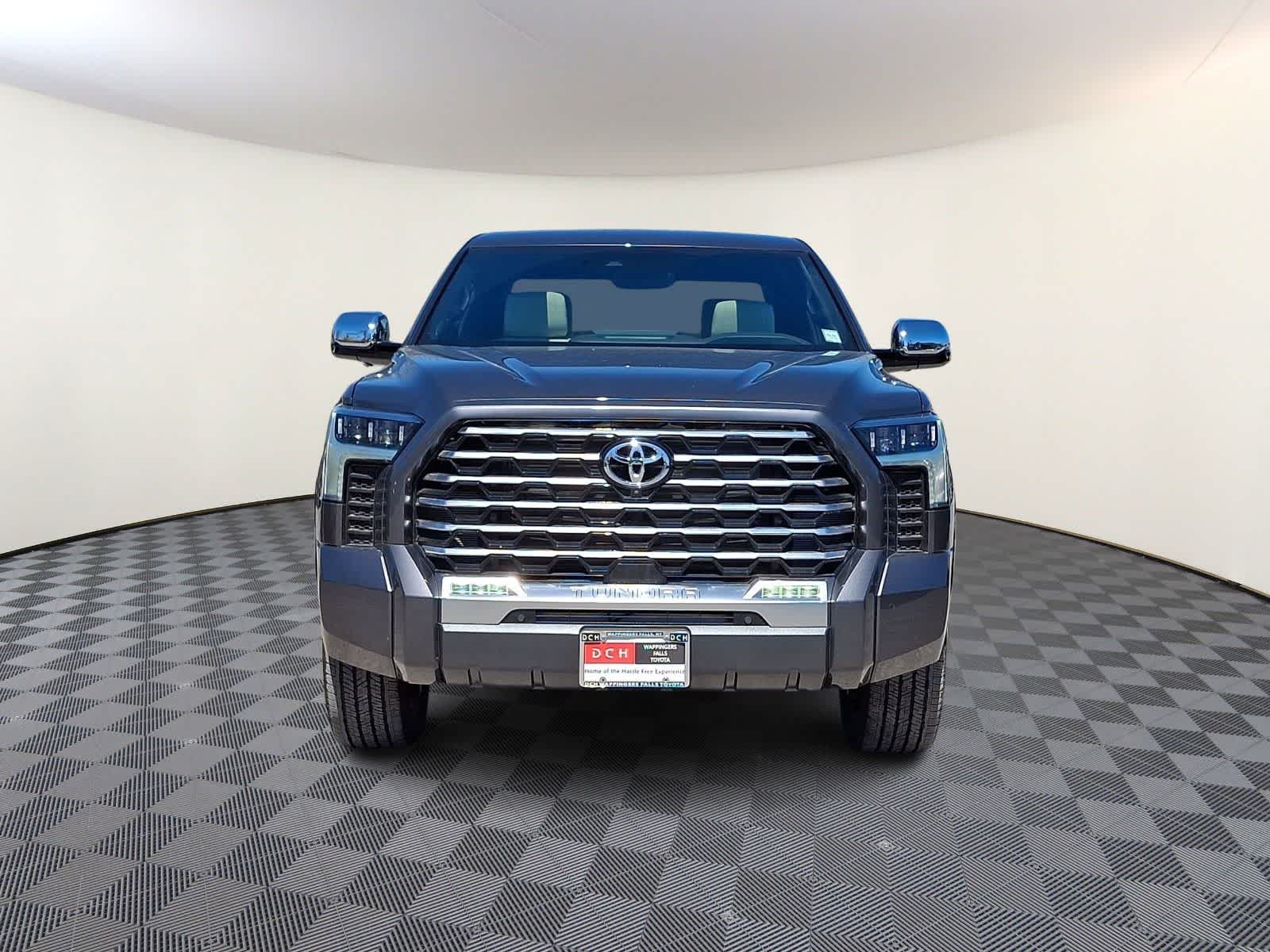 Thumbnail: 2025 Toyota Tundra - 2