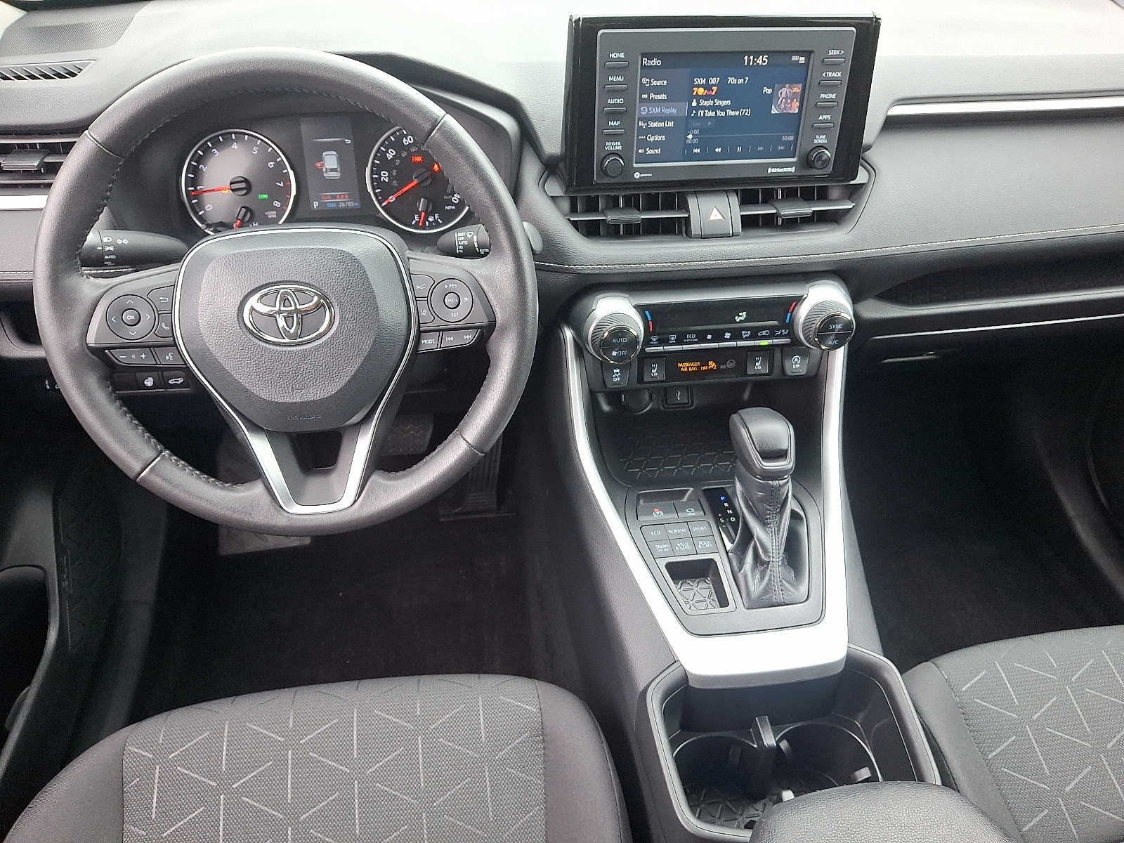 Thumbnail: 2022 Toyota RAV4 - 14