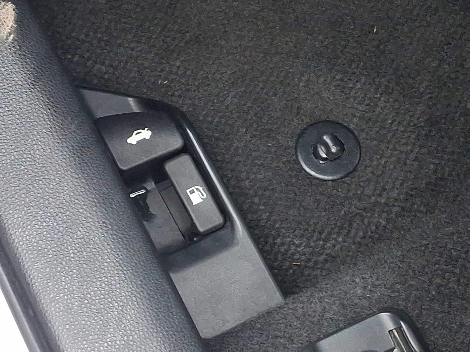 Thumbnail: 2024 Toyota Corolla - 28