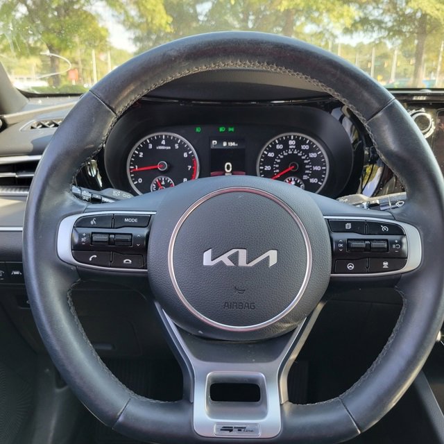 2023 Kia K5 GT-Line photo 4