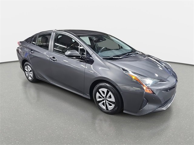 2018 Toyota Prius Two photo 3