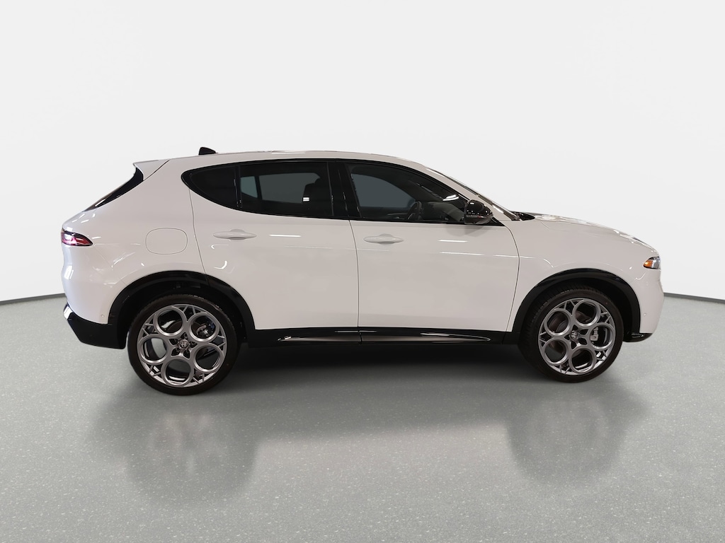 New 2025 Alfa Romeo Tonale AWD Sport Utility