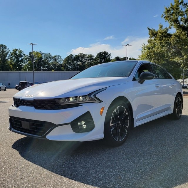 2023 Kia K5 GT-Line photo 2