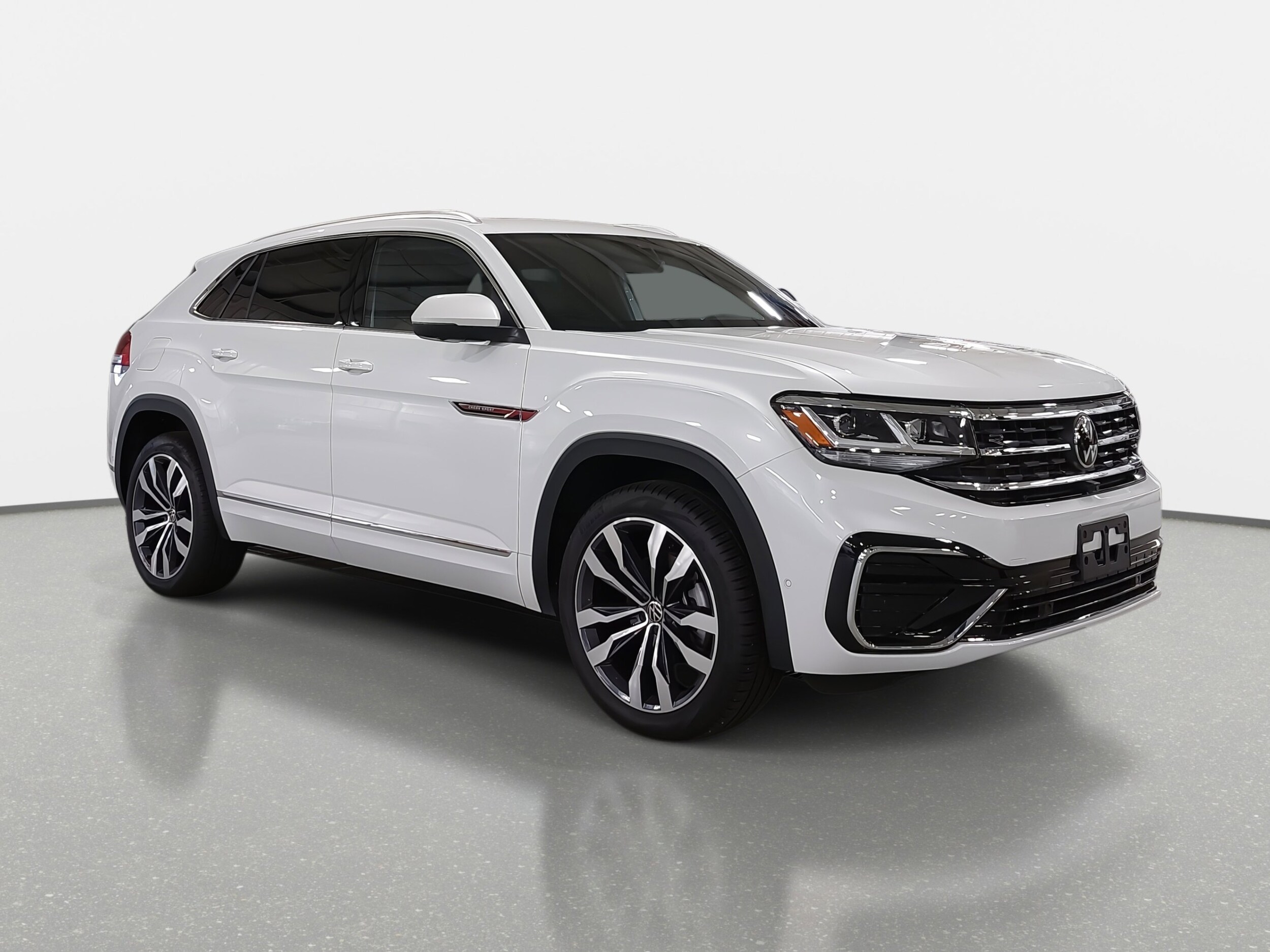 2023 Volkswagen Atlas Cross Sport V6 SEL Premium R-Line photo 3