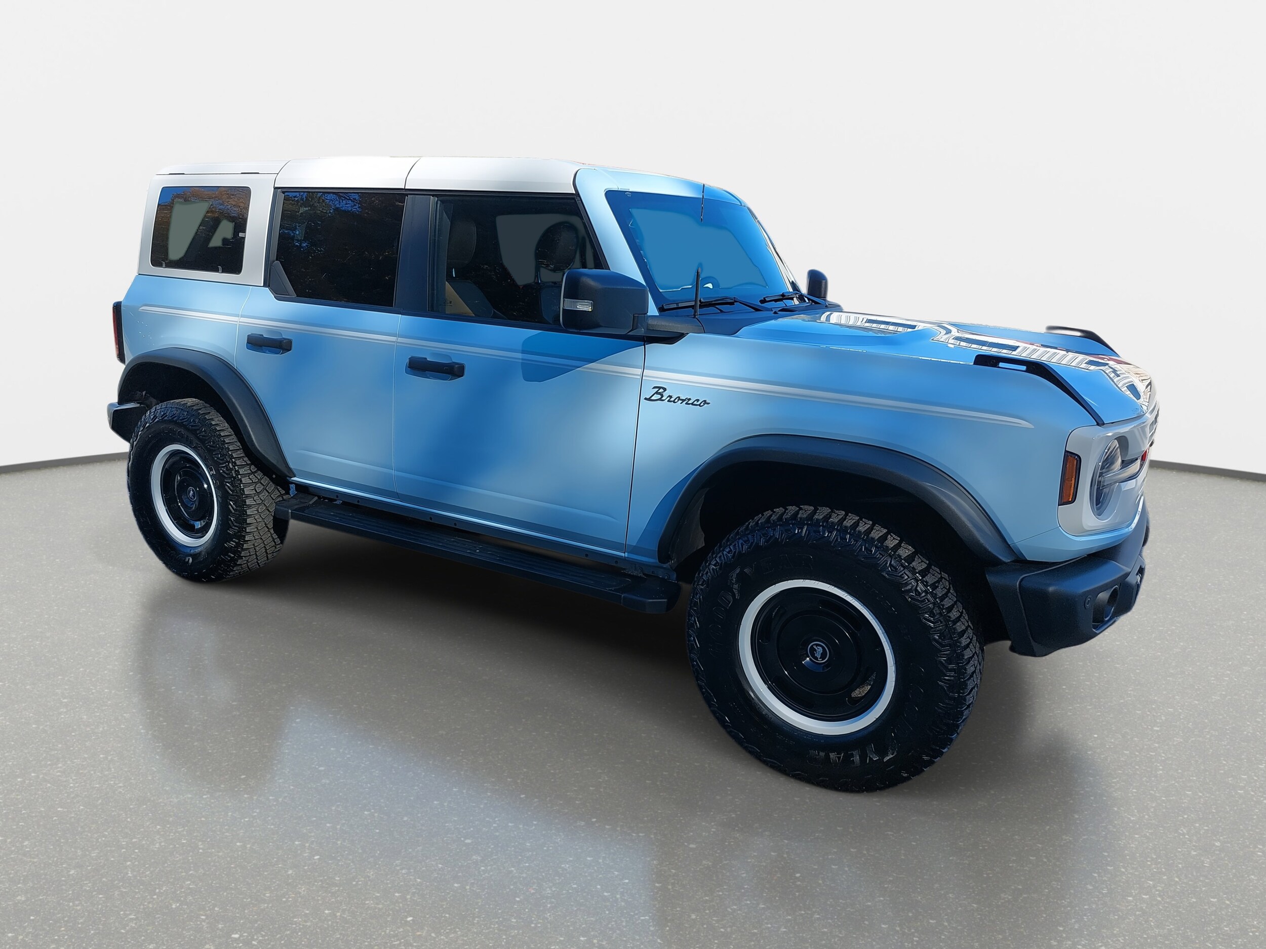 2024 Ford Bronco Heritage Limited First Edition photo 3