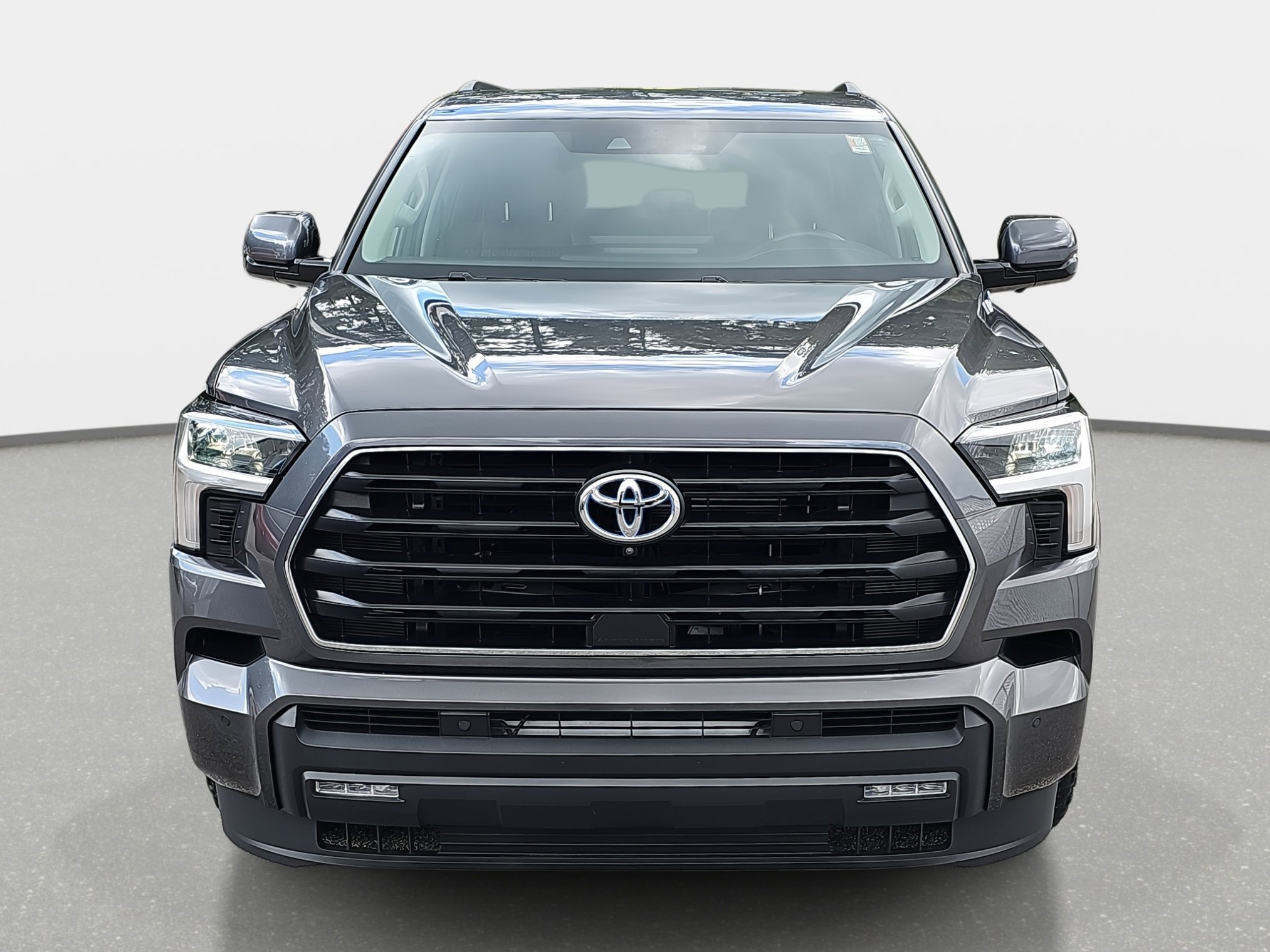 2024 Toyota Sequoia SR5 photo 2