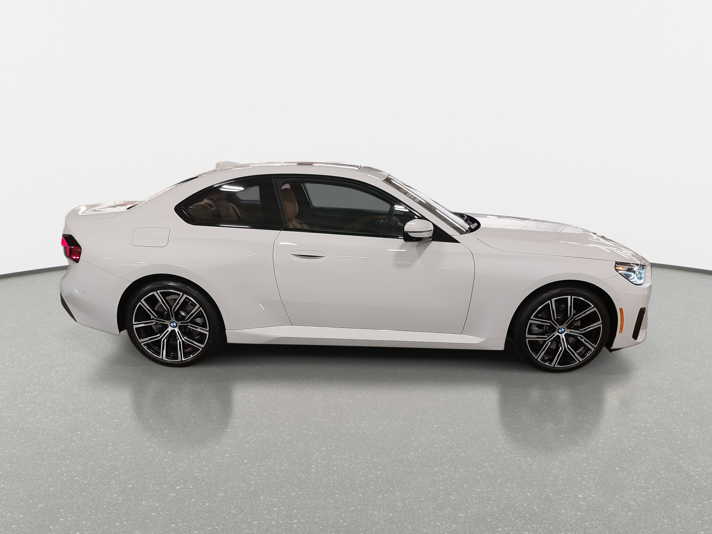 2023 Bmw 230i xDrive Coupe photo 4