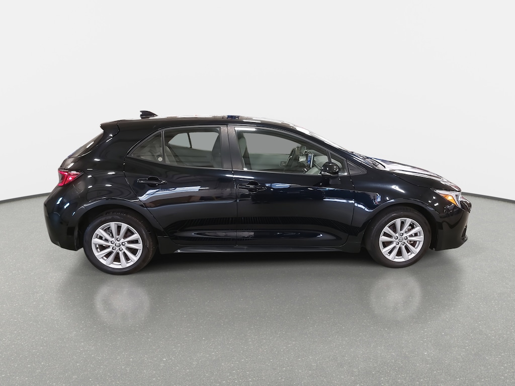Used 2024 Toyota Corolla Hatchback SE Hatchback