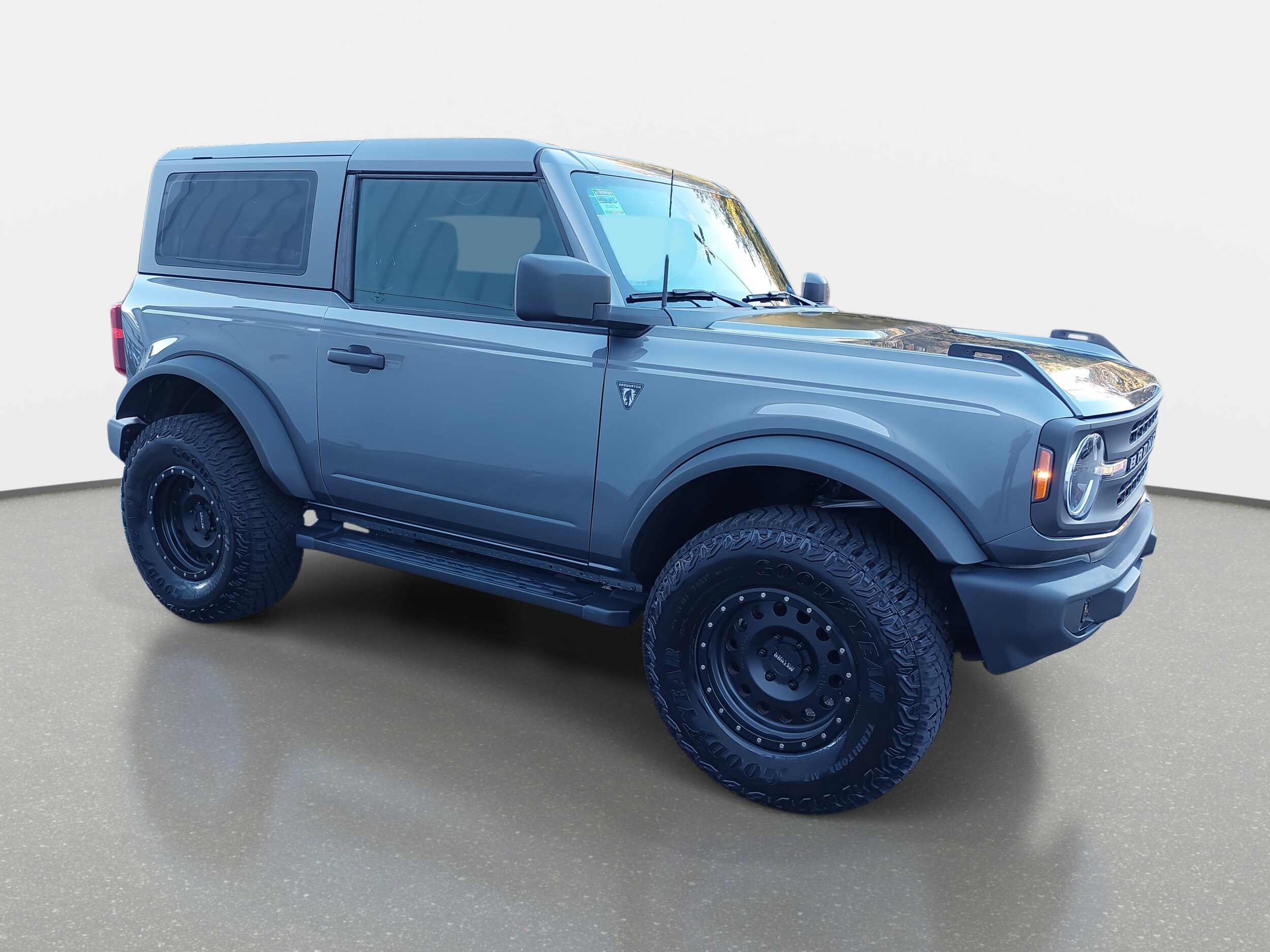 2021 Ford Bronco Base photo 3