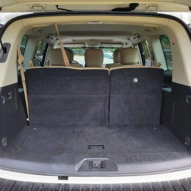 2023 Nissan Armada SL photo 2