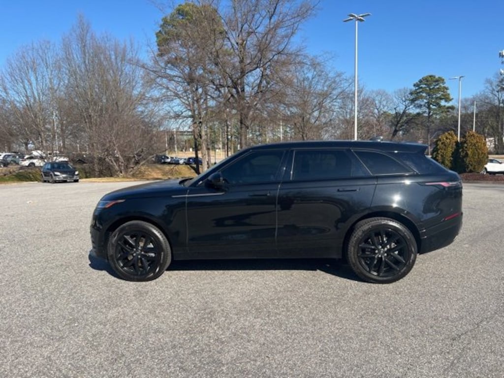 Used 2024 Land Rover Range Rover Velar P250 Dynamic SE SUV