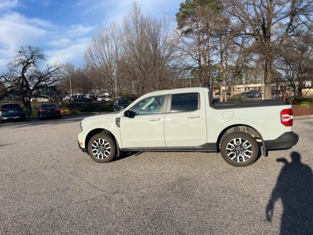 Used 2024 Ford Maverick Lariat Truck SuperCrew