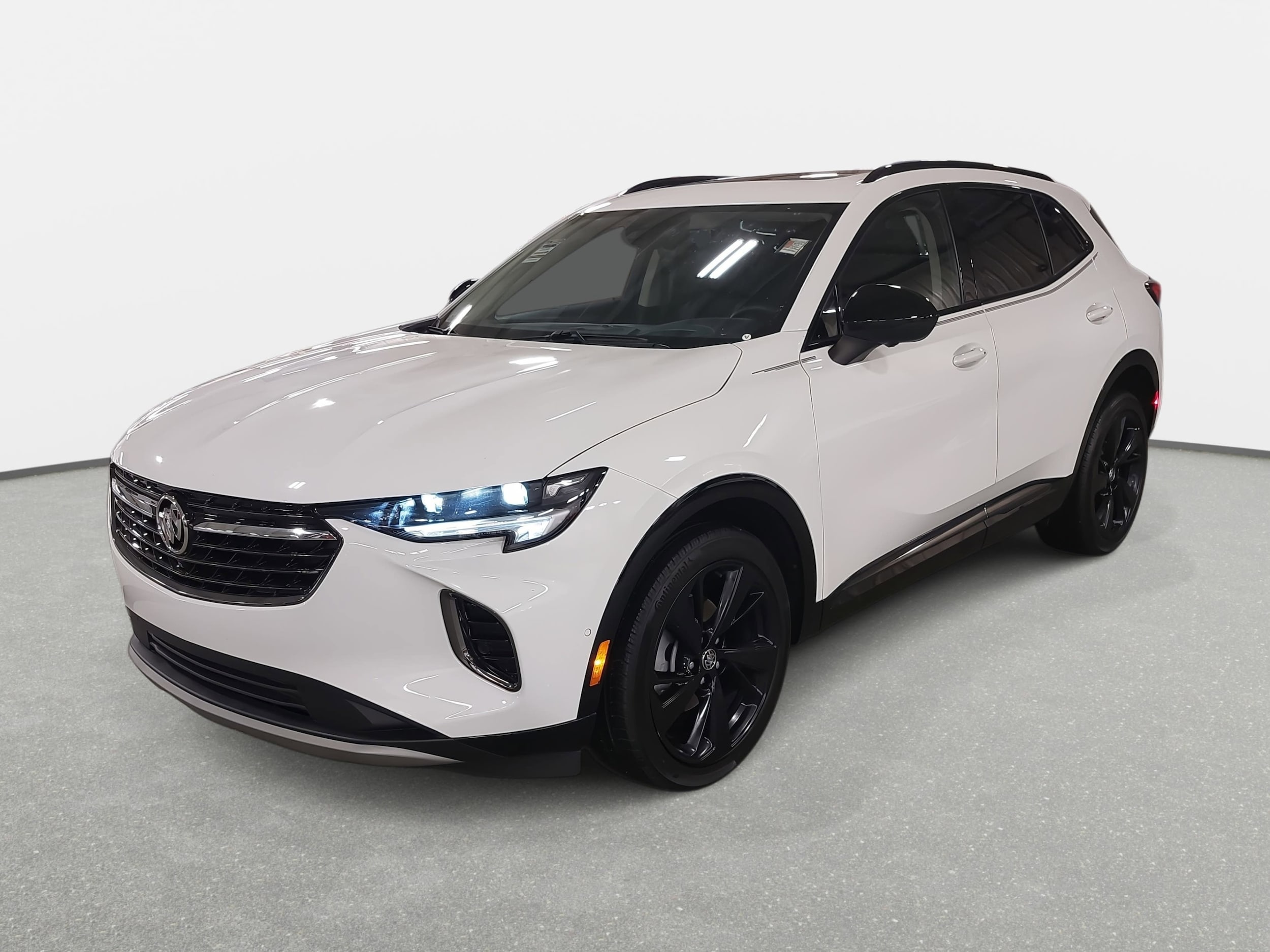 2022 Buick Envision Essence's photo