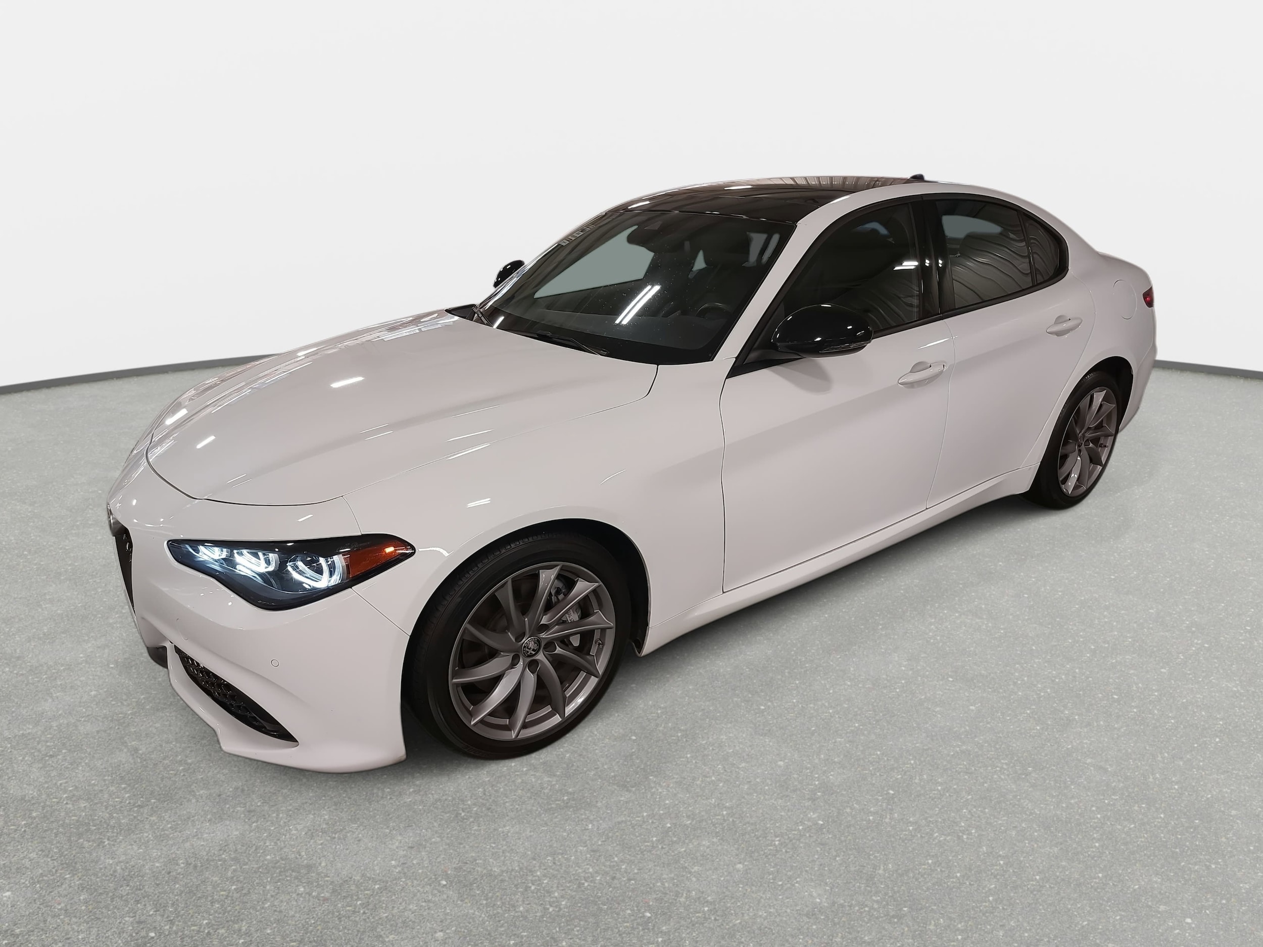 2024 Alfa Romeo Giulia Sprint's photo