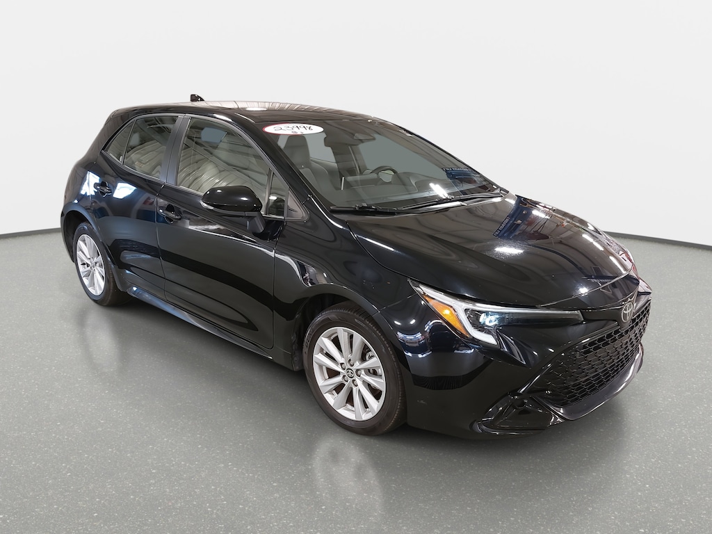 Used 2024 Toyota Corolla Hatchback SE Hatchback