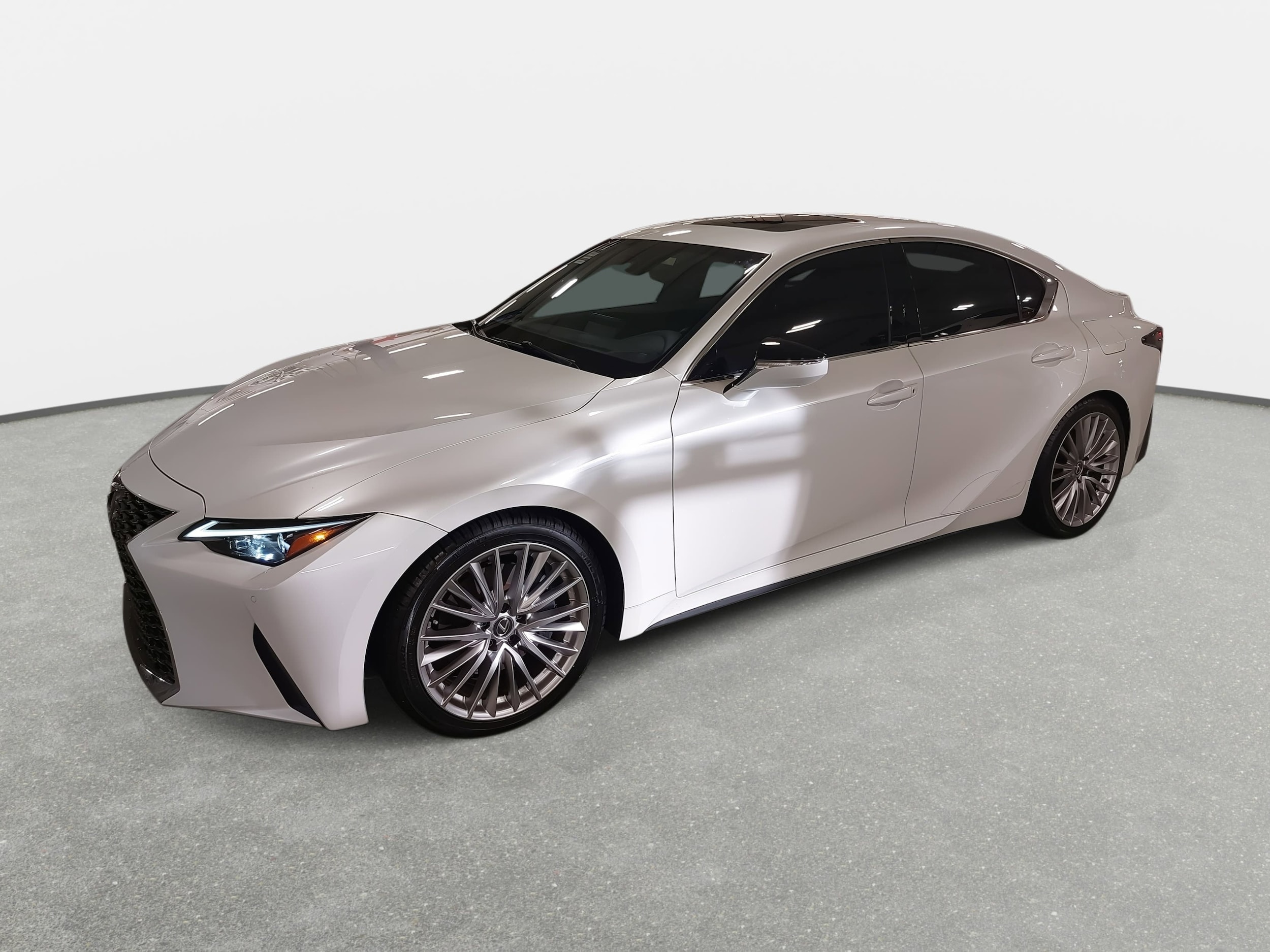 2023 Lexus IS 300's photo