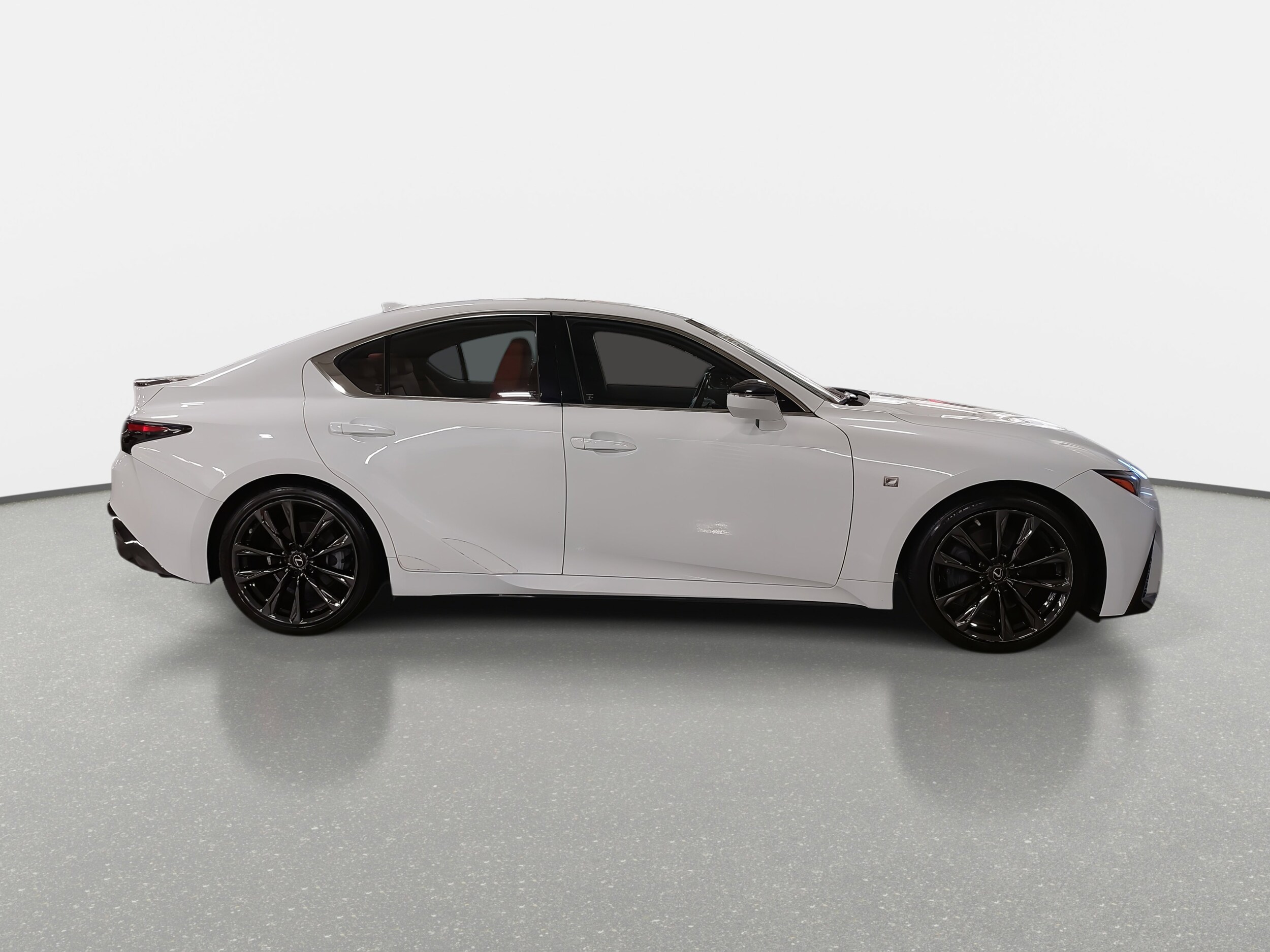 2022 Lexus IS 350 F SPORT photo 4