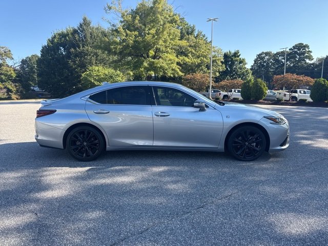 2023 Lexus ES 350 F SPORT photo 2