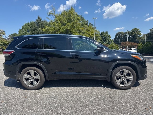 2016 Toyota Highlander Limited photo 2