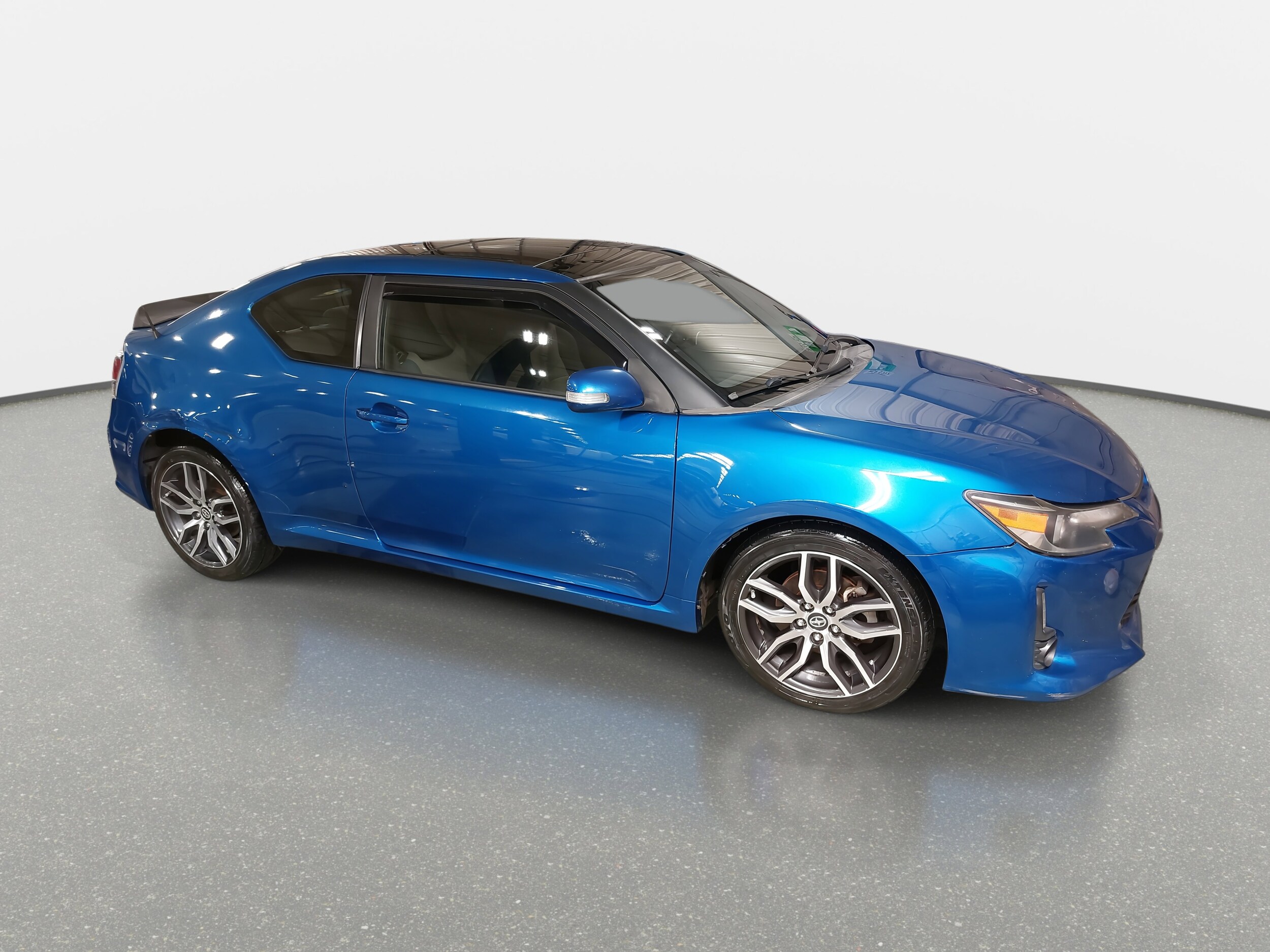 2015 Scion tC Base photo 3