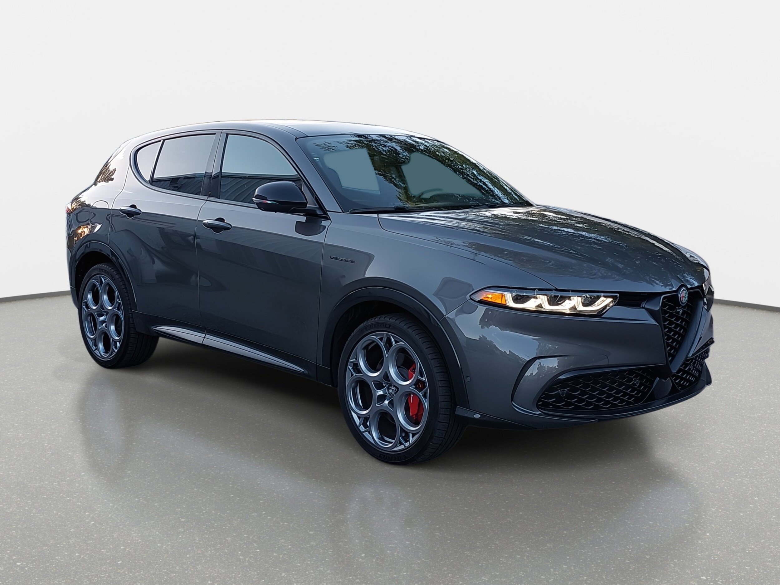 2024 Alfa Romeo Tonale Veloce photo 3