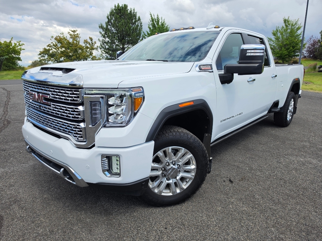 2022 GMC Sierra 3500 HD Denali Truck Crew Cab