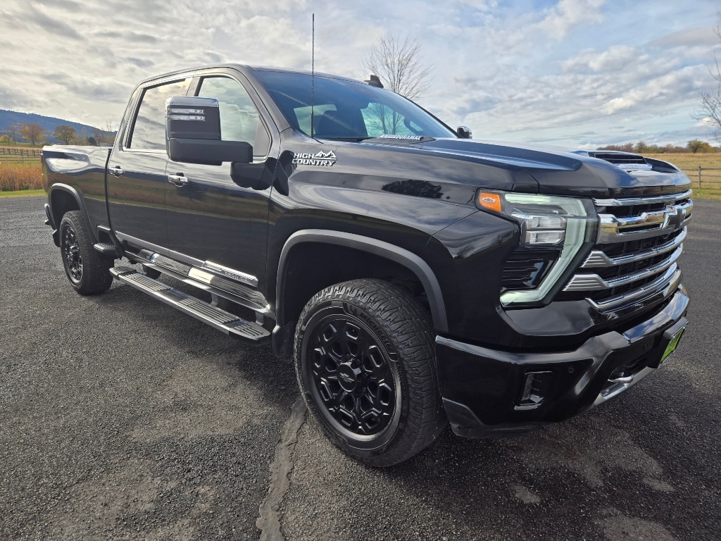 Used 2024 Chevrolet Silverado 3500 HD High Country Truck Crew Cab