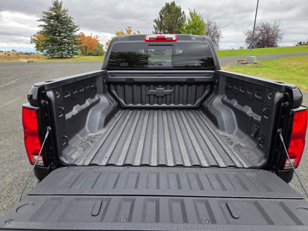 2026 Chevrolet Colorado ZR2 - Photo 8