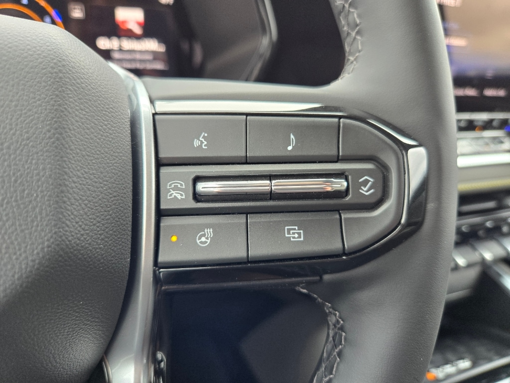 2026 Chevrolet Colorado ZR2 - Photo 18
