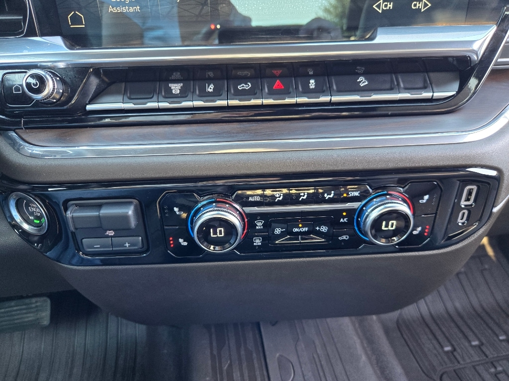 2024 GMC Sierra 3500HD SLT - Photo 23