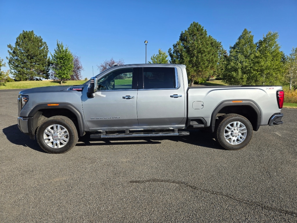 2024 GMC Sierra 3500HD SLT - Photo 9