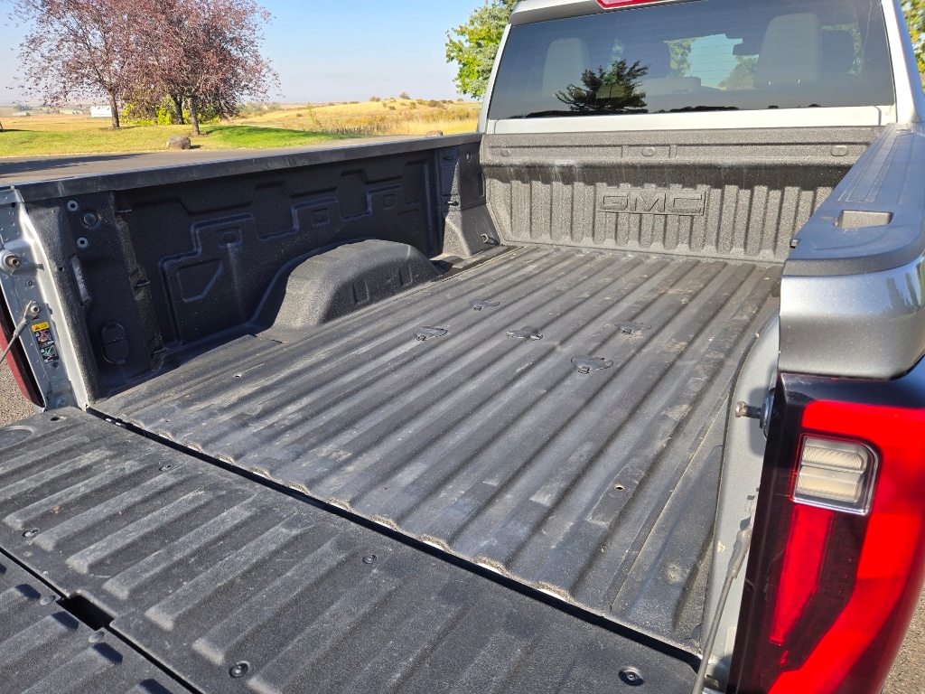 2024 GMC Sierra 3500HD SLT - Photo 8