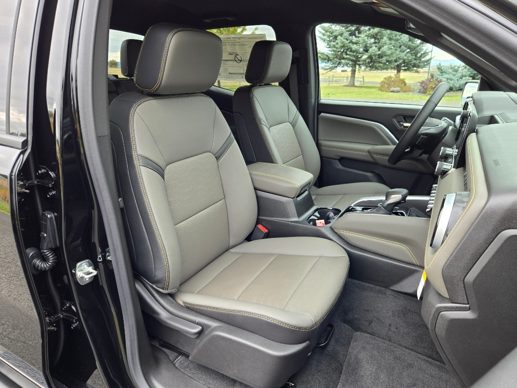 2026 Chevrolet Colorado ZR2 - Photo 26