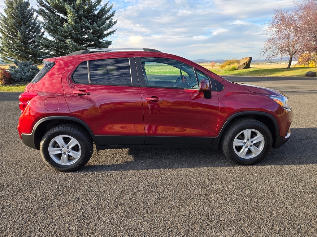 Used 2022 Chevrolet Trax LT SUV