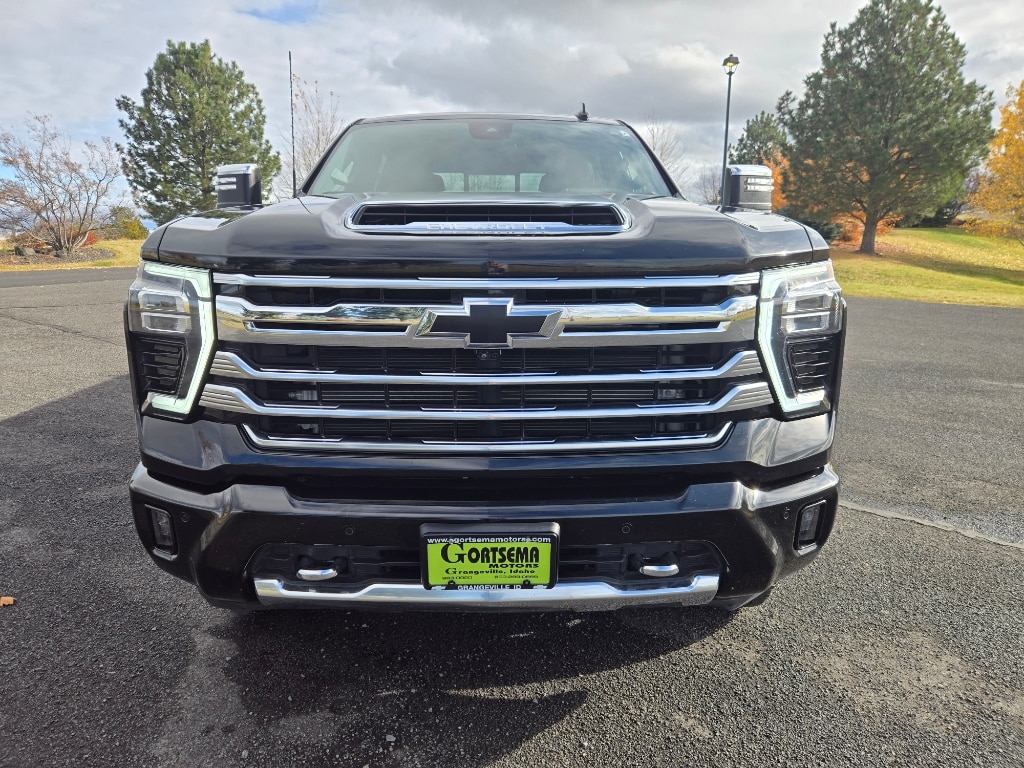 Used 2024 Chevrolet Silverado 3500 HD High Country Truck Crew Cab
